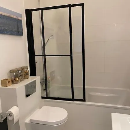 Echoppe Renovee Avec Jardin
